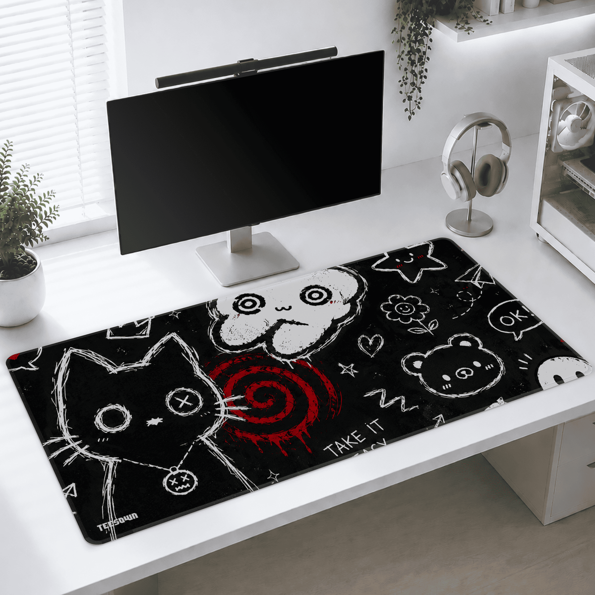 XXL - Chaos Doodle Deskmat