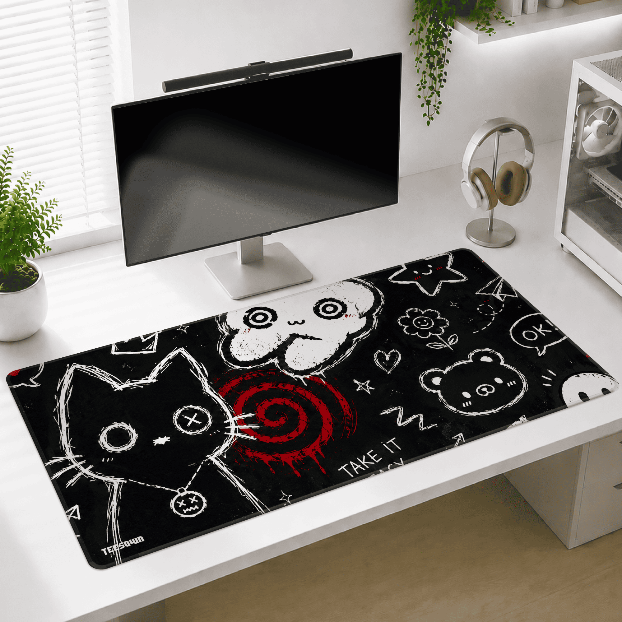 XXL - Chaos Doodle Deskmat