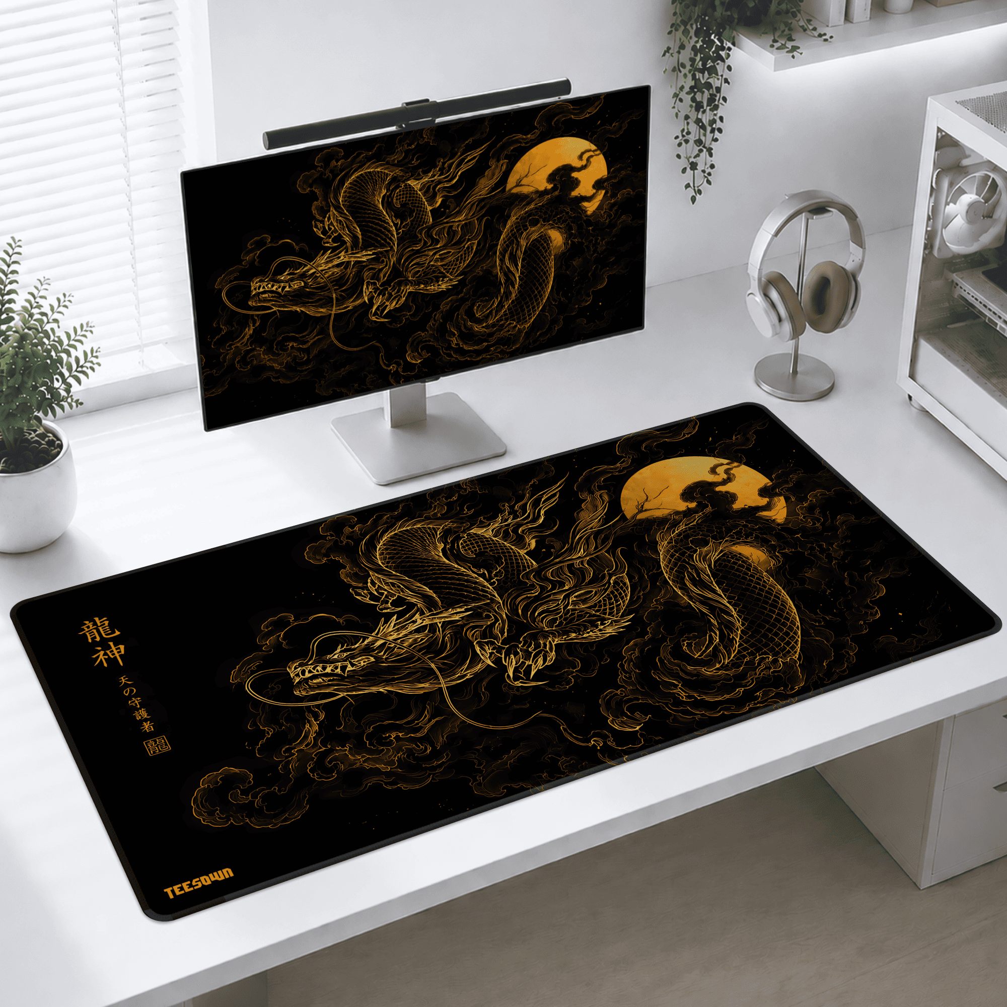 XXL - Golden Dragon Deskmat