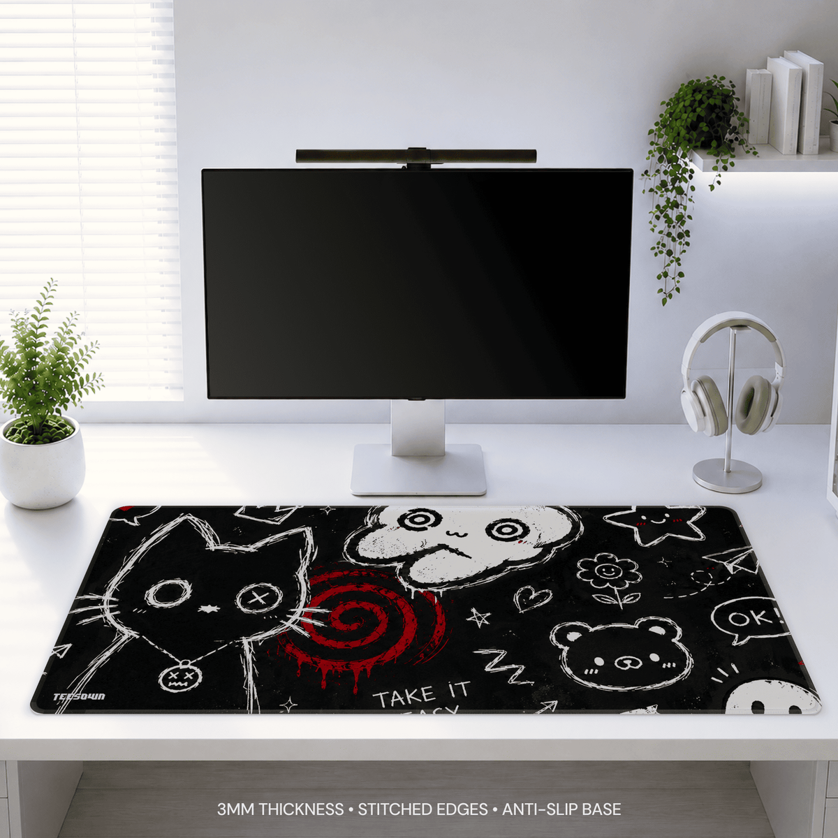 XXL - Chaos Doodle Deskmat